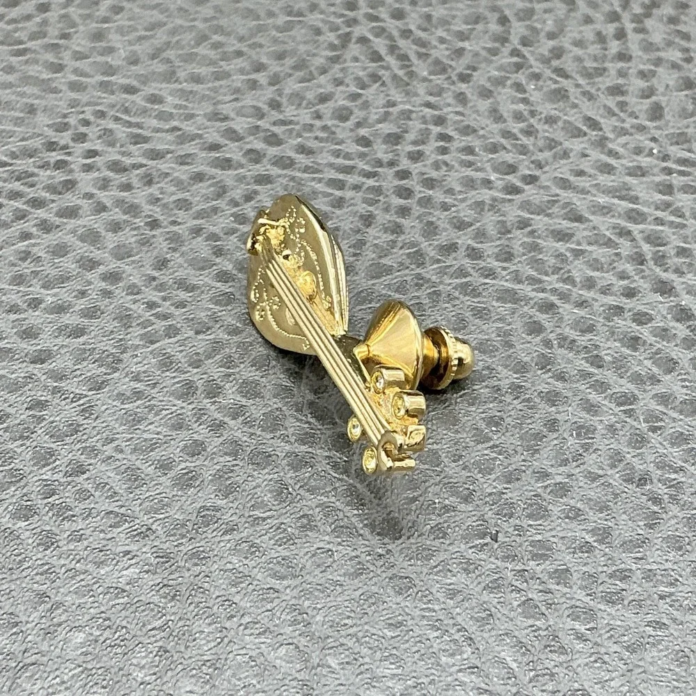 Mandolin Lute Guitar Lapel Pin Tie Tack Gold Tone Music Instrument Unisex 1.5